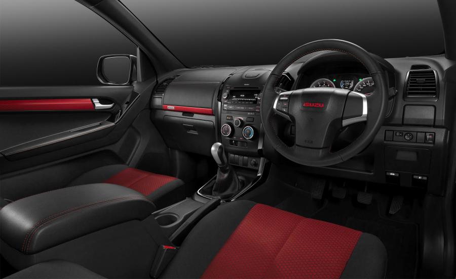 Торпедо Isuzu D-Max X-Series Speed Spacecab 2018 года  (TH) (фото 3 из 4)